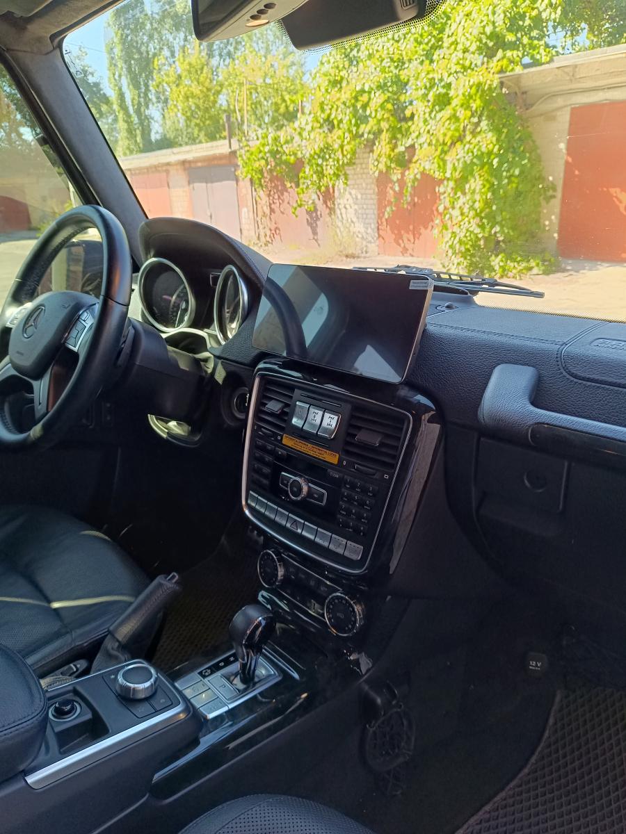 Mercedes-Benz G-class     